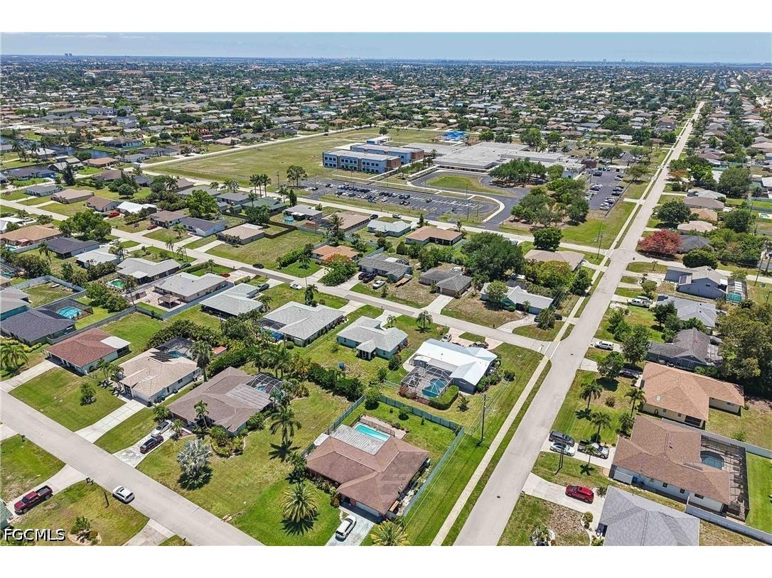 241 SW 34th Terrace Cape Coral FL 33914 2026018166 image46