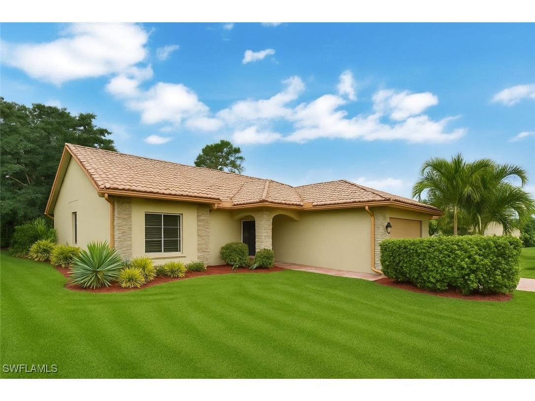 241 Saint James Way Naples FL 34104 225073175 image1