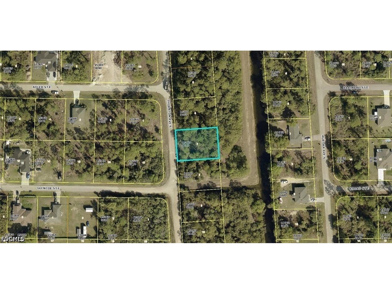 241 Thornton Avenue S Lehigh Acres FL 33974 2026016490 image2