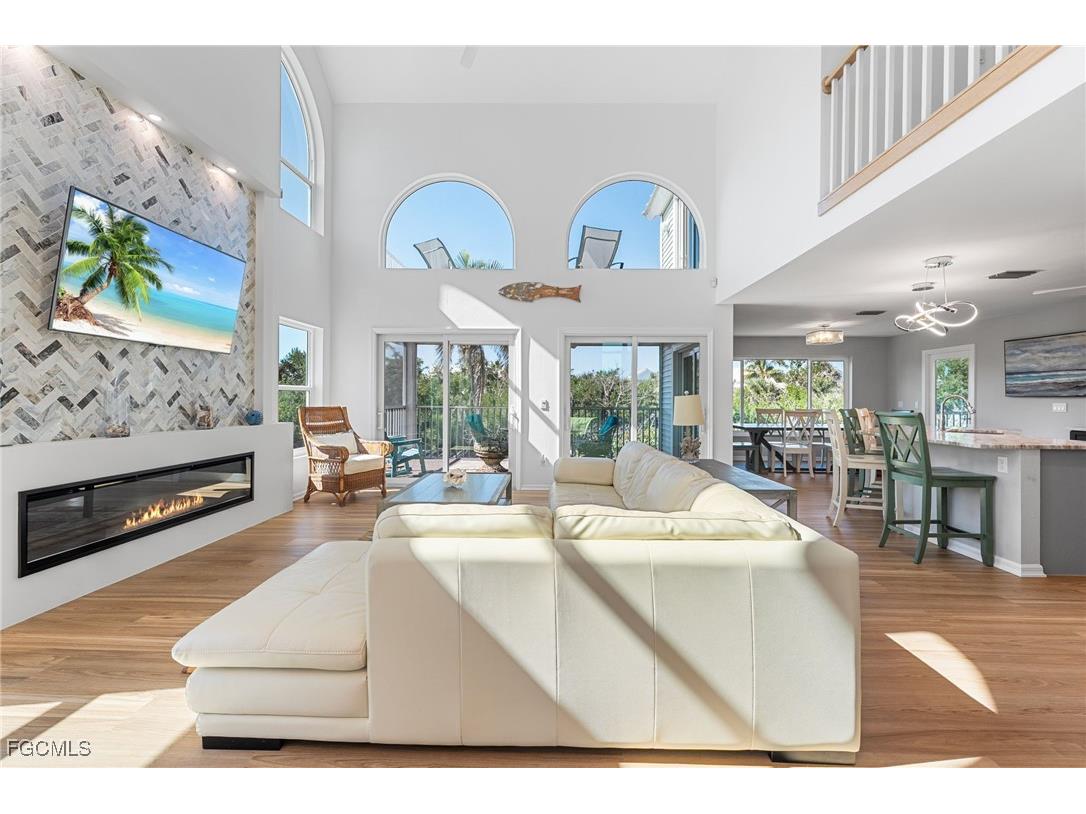 241 Violet Drive Sanibel FL 33957 2025021470 image10