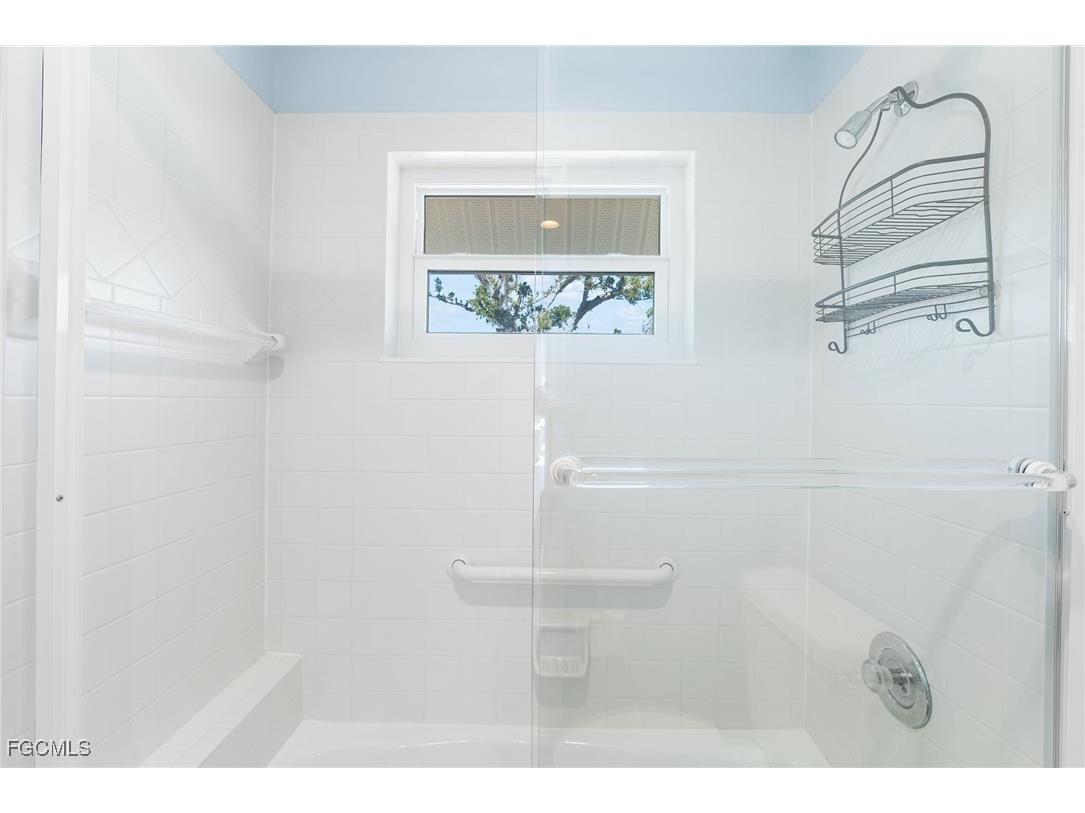 241 Violet Drive Sanibel FL 33957 2025021470 image23