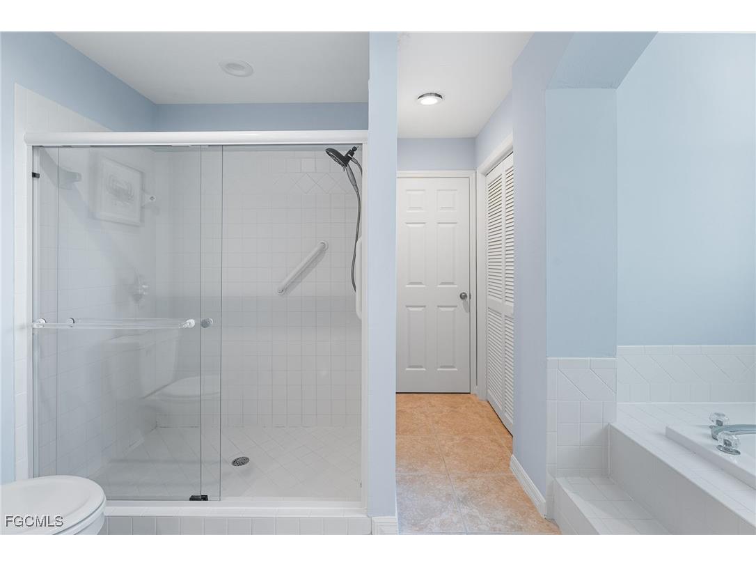 241 Violet Drive Sanibel FL 33957 2025021470 image36