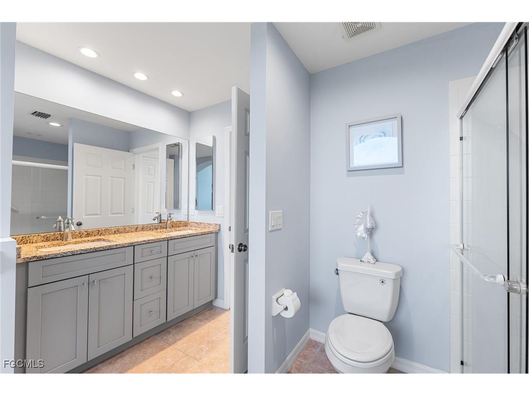 241 Violet Drive Sanibel FL 33957 2025021470 image37