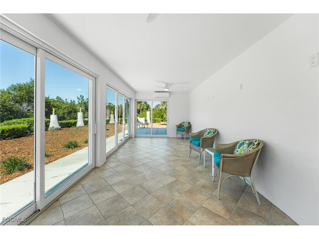 241 Violet Drive Sanibel FL 33957 2025021470 image38