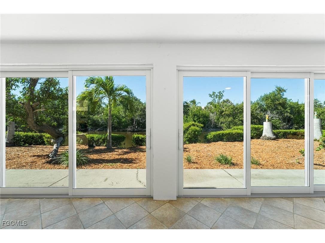 241 Violet Drive Sanibel FL 33957 2025021470 image39