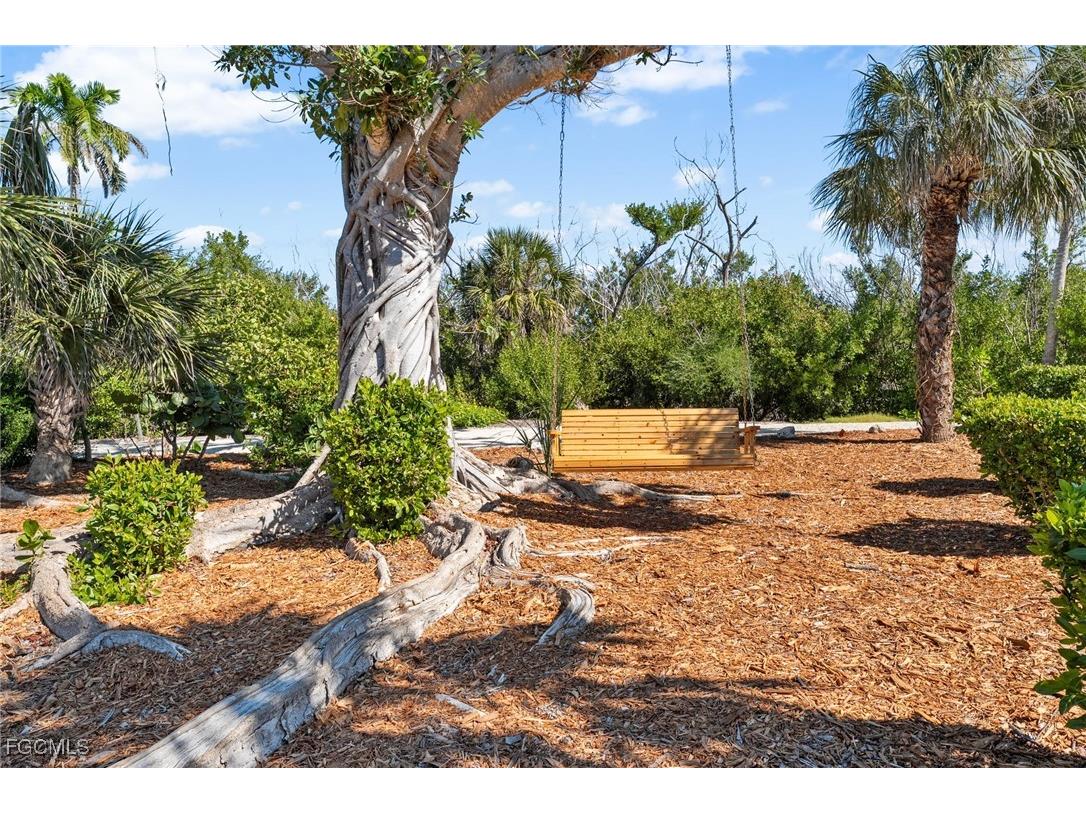 241 Violet Drive Sanibel FL 33957 2025021470 image42