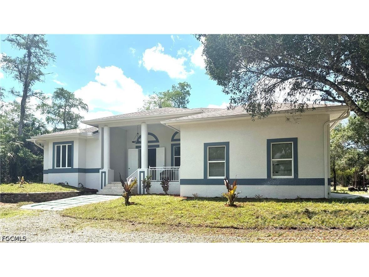 2410 4th Avenue NE Naples FL 34120 2026020017 image1