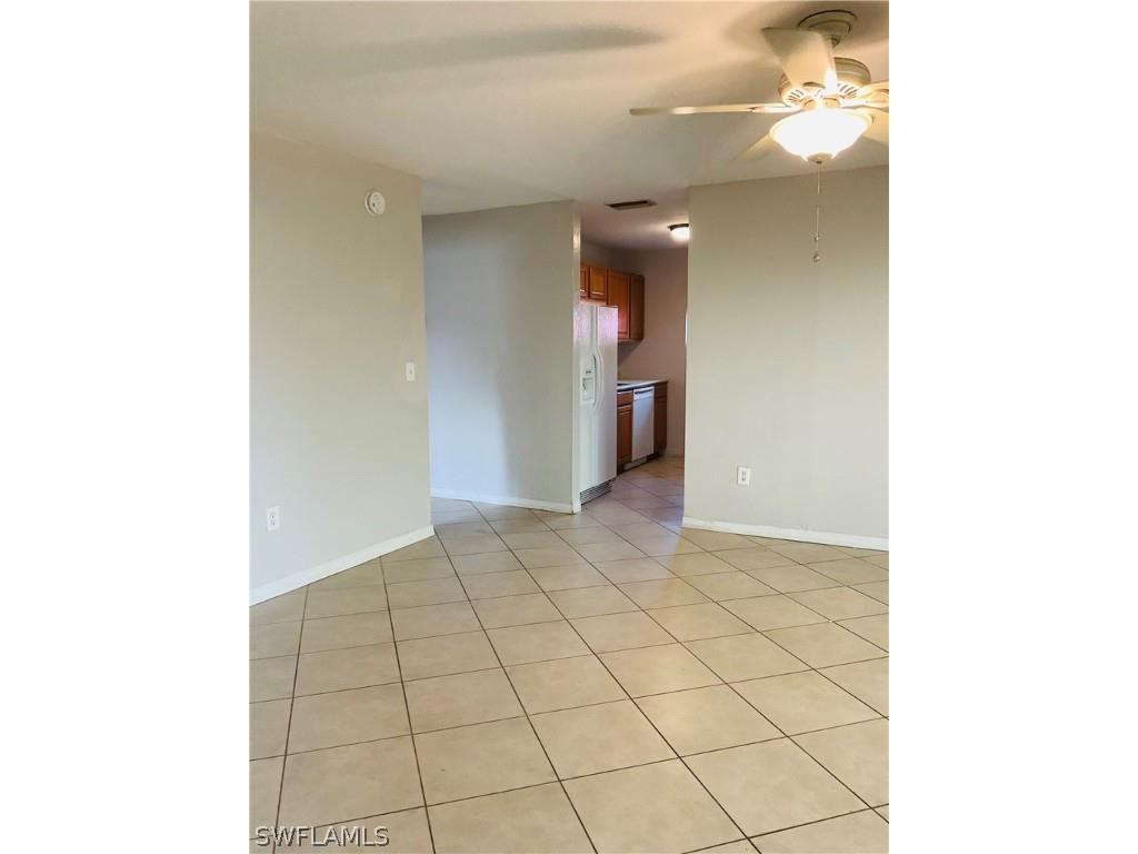 2410 Hunter Terrace Fort Myers FL 33901 224033581 image1