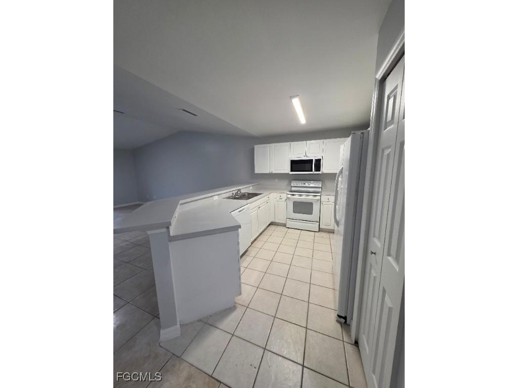 2410 Joe Avenue S Lehigh Acres FL 33973 2025018464 image10