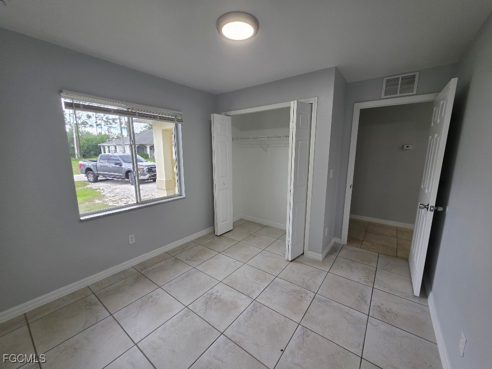 2410 Joe Avenue S Lehigh Acres FL 33973 2025018464 image5