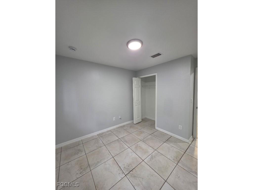 2410 Joe Avenue S Lehigh Acres FL 33973 2025018464 image9