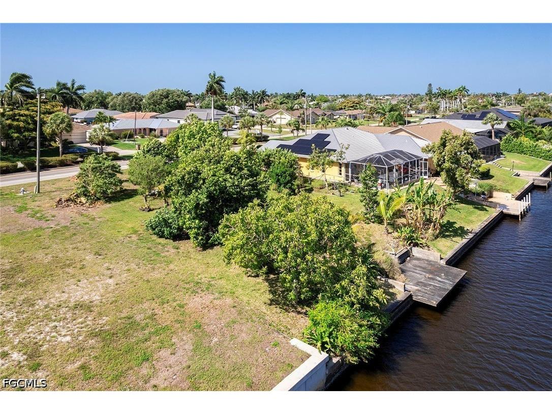 2411 Everest Parkway Cape Coral FL 33904 2026018559 image2