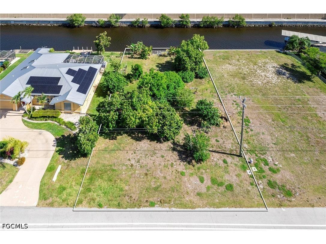 2411 Everest Parkway Cape Coral FL 33904 2026018559 image4