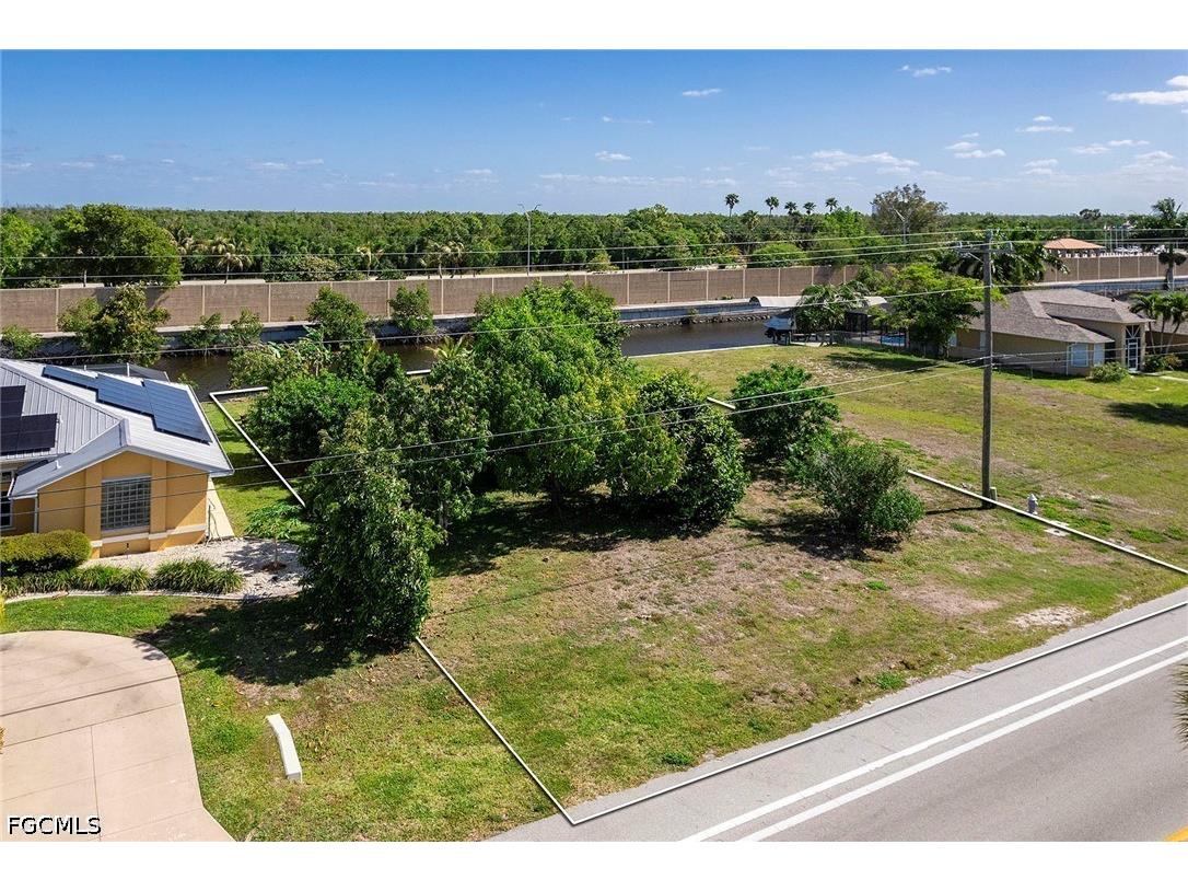 2411 Everest Parkway Cape Coral FL 33904 2026018559 image5