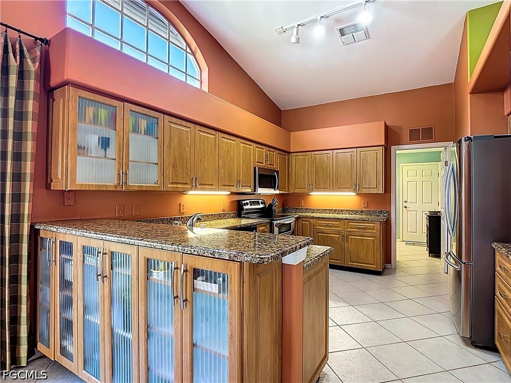 2411 Palo Duro Boulevard North Fort Myers FL 33917 2026016980 image12