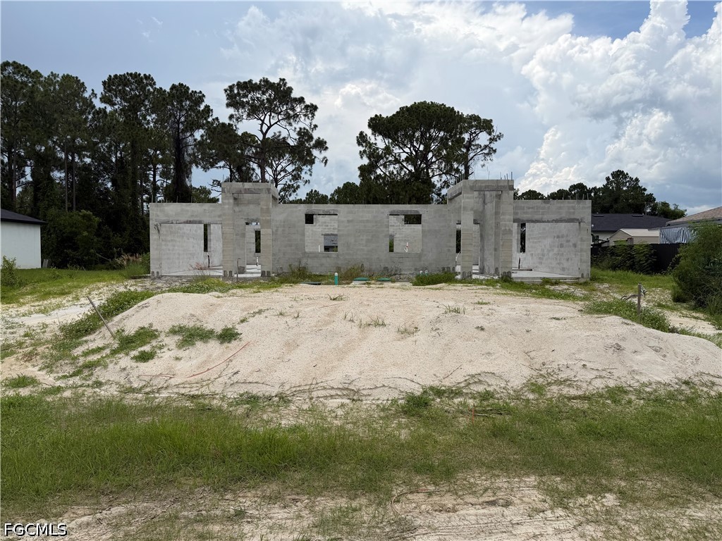 2412/2414 Lantana Avenue S Lehigh Acres FL 33973 2026029251 image1