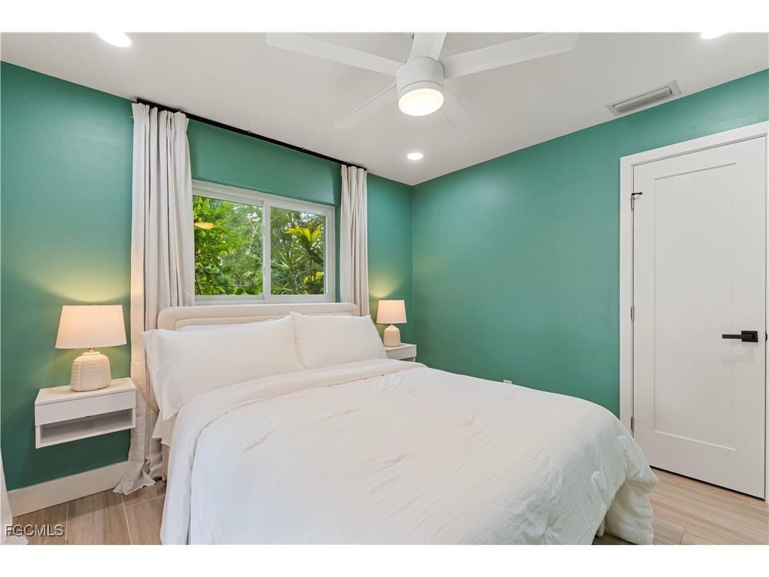 2412 La Salle Avenue Fort Myers FL 33907 2025019426 image20