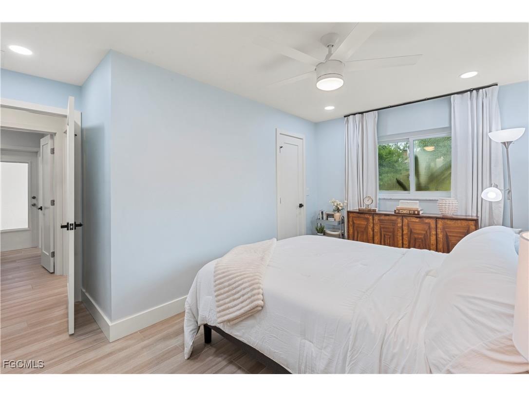 2412 La Salle Avenue Fort Myers FL 33907 2025019426 image25
