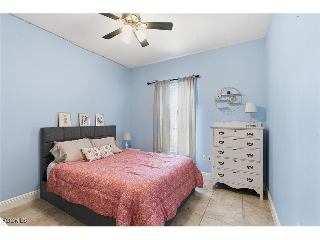 2412 Nature Pointe Loop Fort Myers FL 33905 2025021970 image30