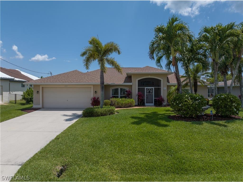 2412 SW 40th Street Cape Coral FL 33914 224040401 image1