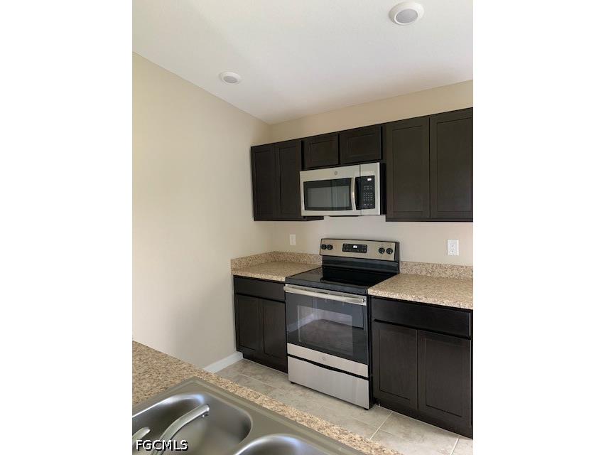 2413 NW 29th Street Cape Coral FL 33993 2026026692 image6