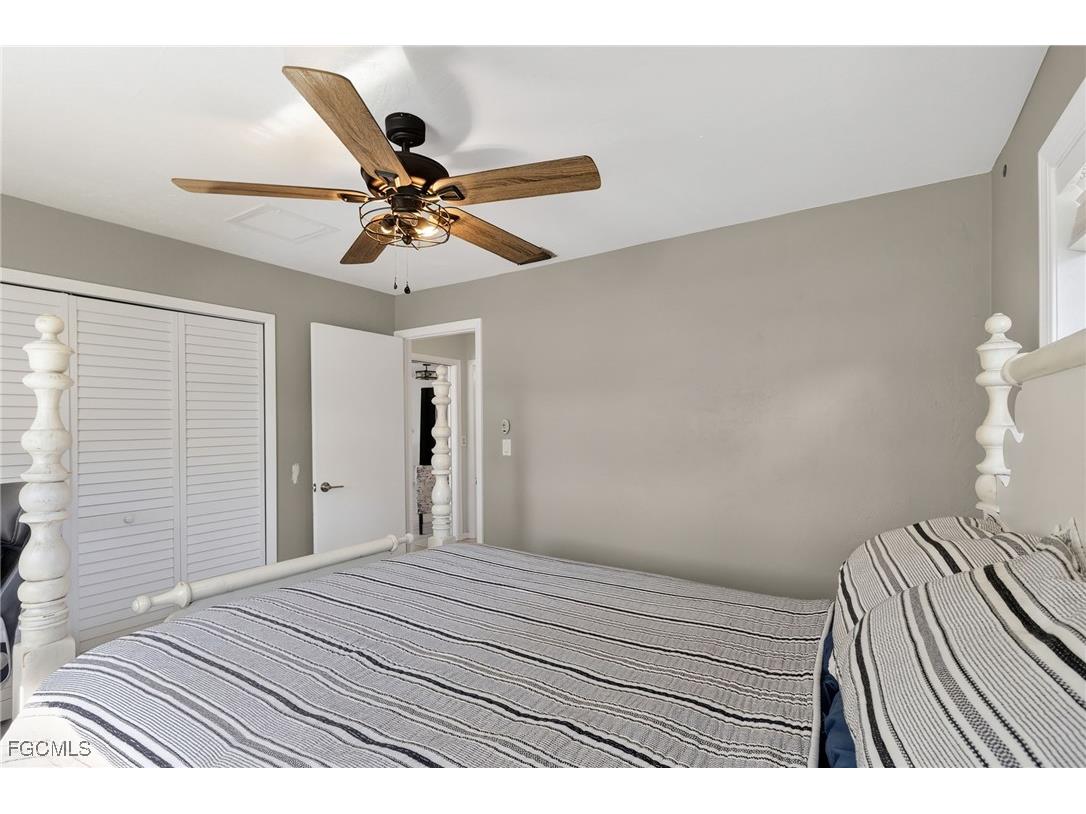 2413 Woodland Circle Fort Myers FL 33907 2026000742 image19