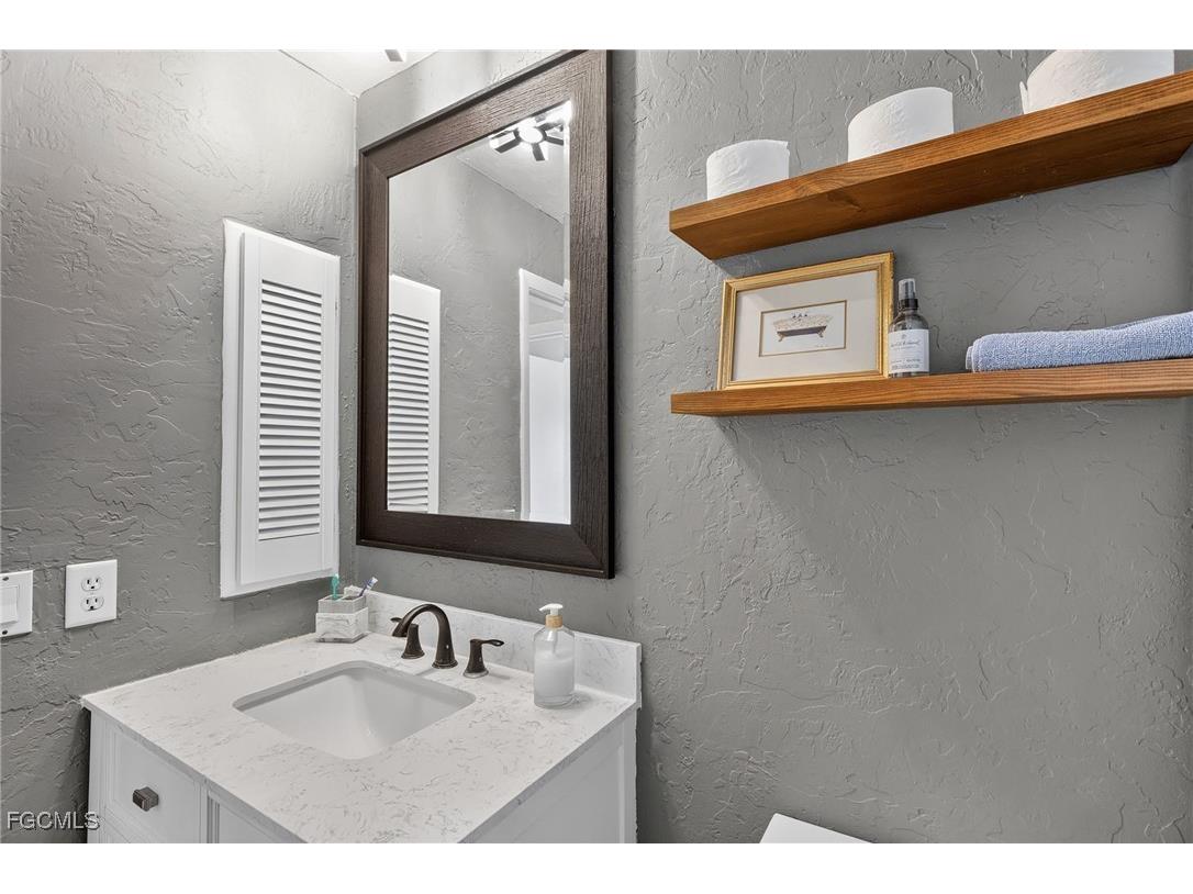 2413 Woodland Circle Fort Myers FL 33907 2026000742 image21
