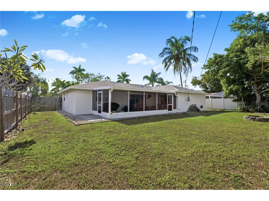 2413 Woodland Circle Fort Myers FL 33907 2026000742 image27