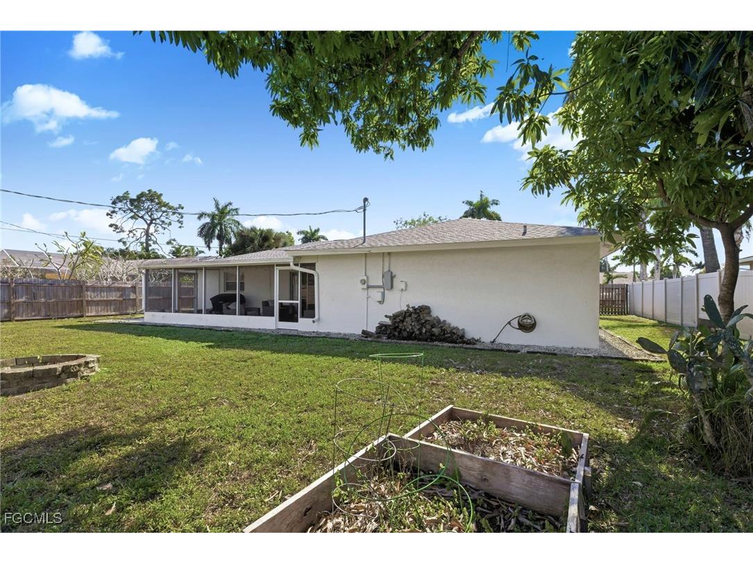 2413 Woodland Circle Fort Myers FL 33907 2026000742 image28