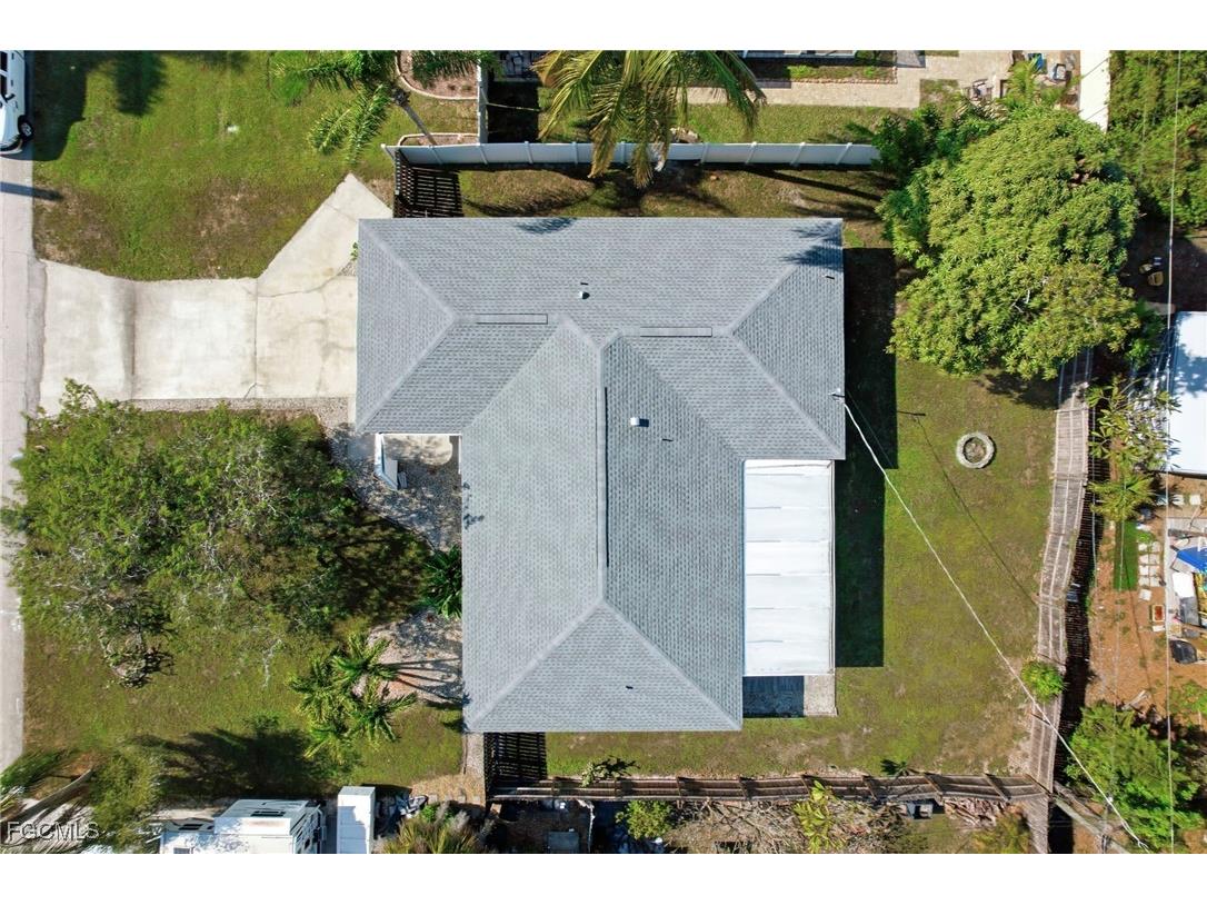 2413 Woodland Circle Fort Myers FL 33907 2026000742 image32