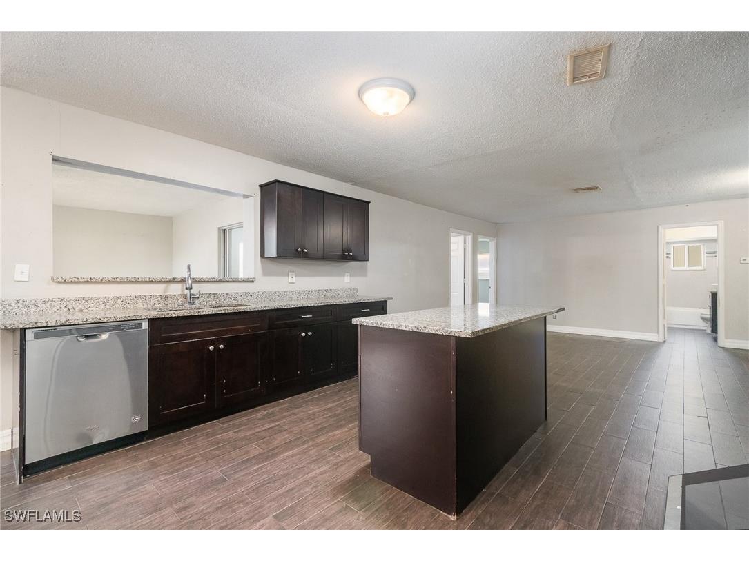 2414 Parkview Drive Fort Myers FL 33905 225044596 image10