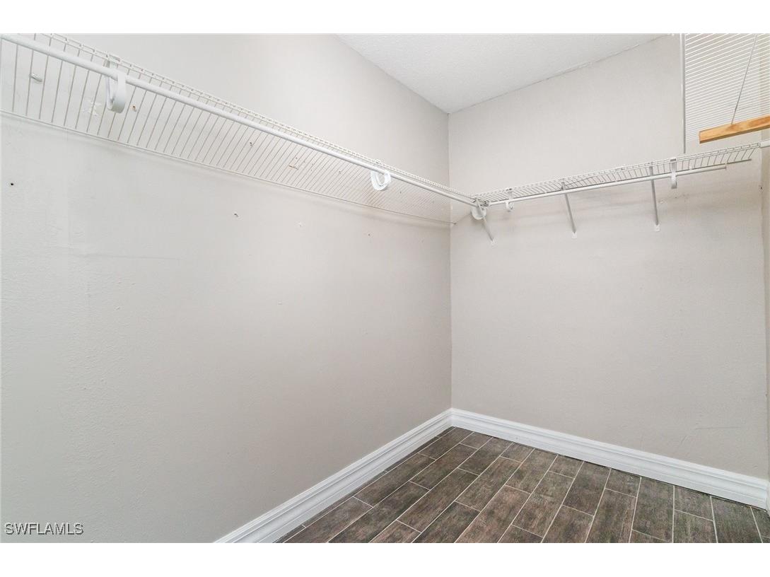 2414 Parkview Drive Fort Myers FL 33905 225044596 image20