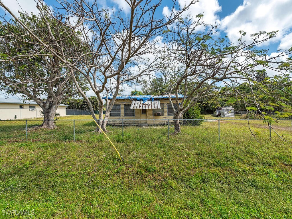 2415 Bayside Street Naples FL 34112 225015616 image1