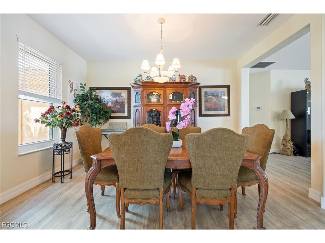 2415 NE 22nd Avenue Cape Coral FL 33909 2026013890 image4