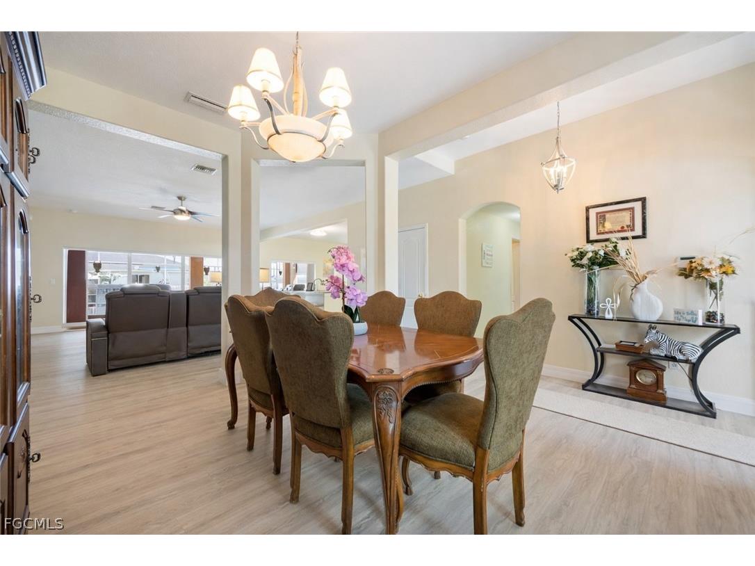 2415 NE 22nd Avenue Cape Coral FL 33909 2026013890 image5