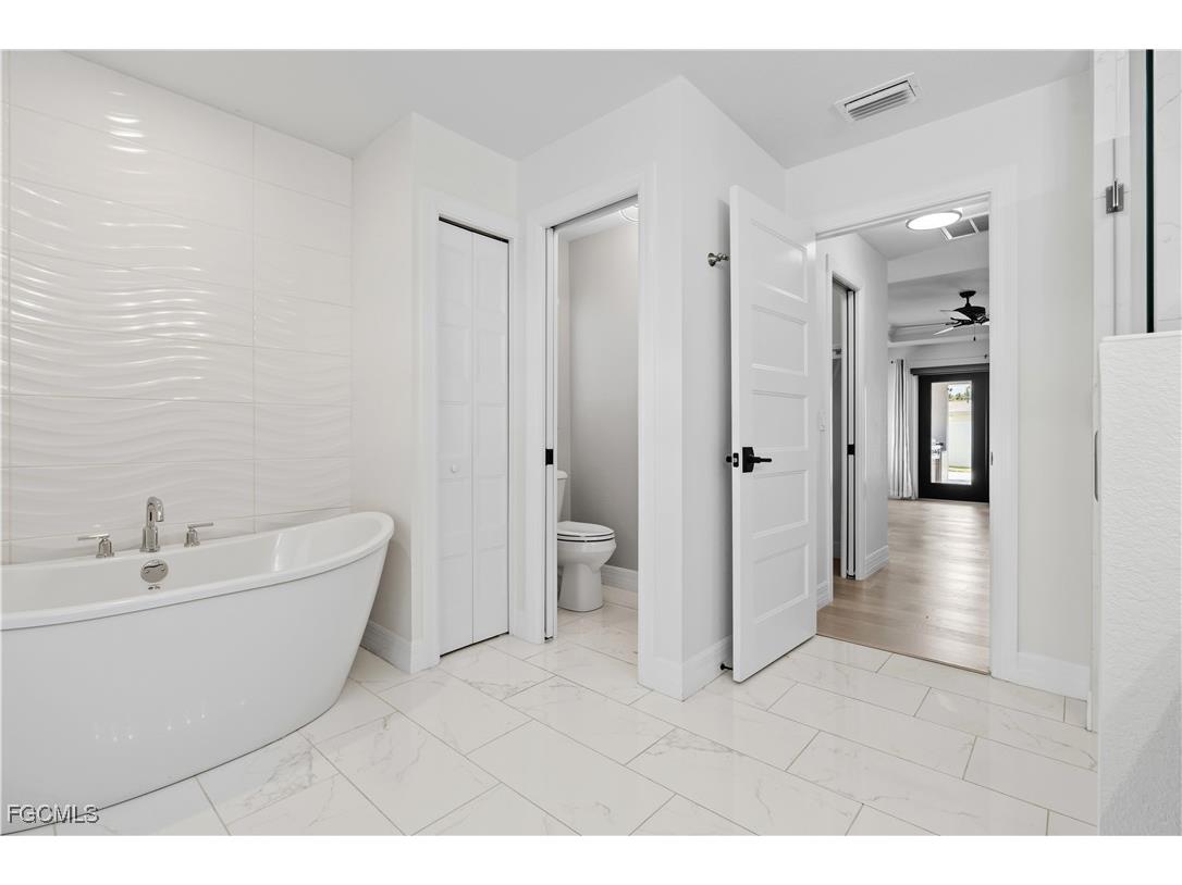 2415 W Price Boulevard North Port FL 34286 2026006476 image25