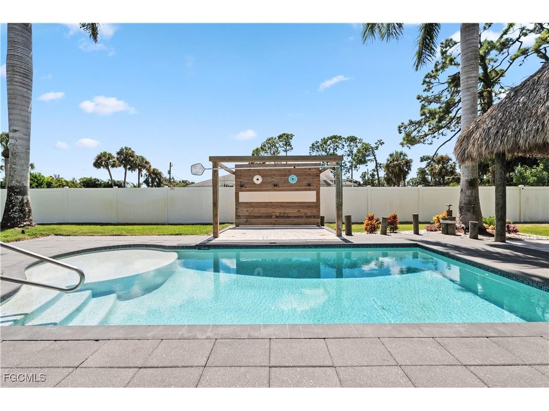 2415 W Price Boulevard North Port FL 34286 2026006476 image38