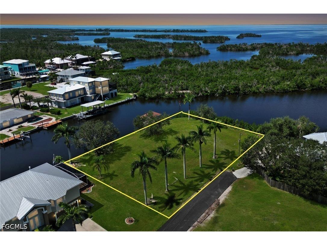 24153 Henry Morgan Boulevard Punta Gorda FL 33955 2026020966 image1