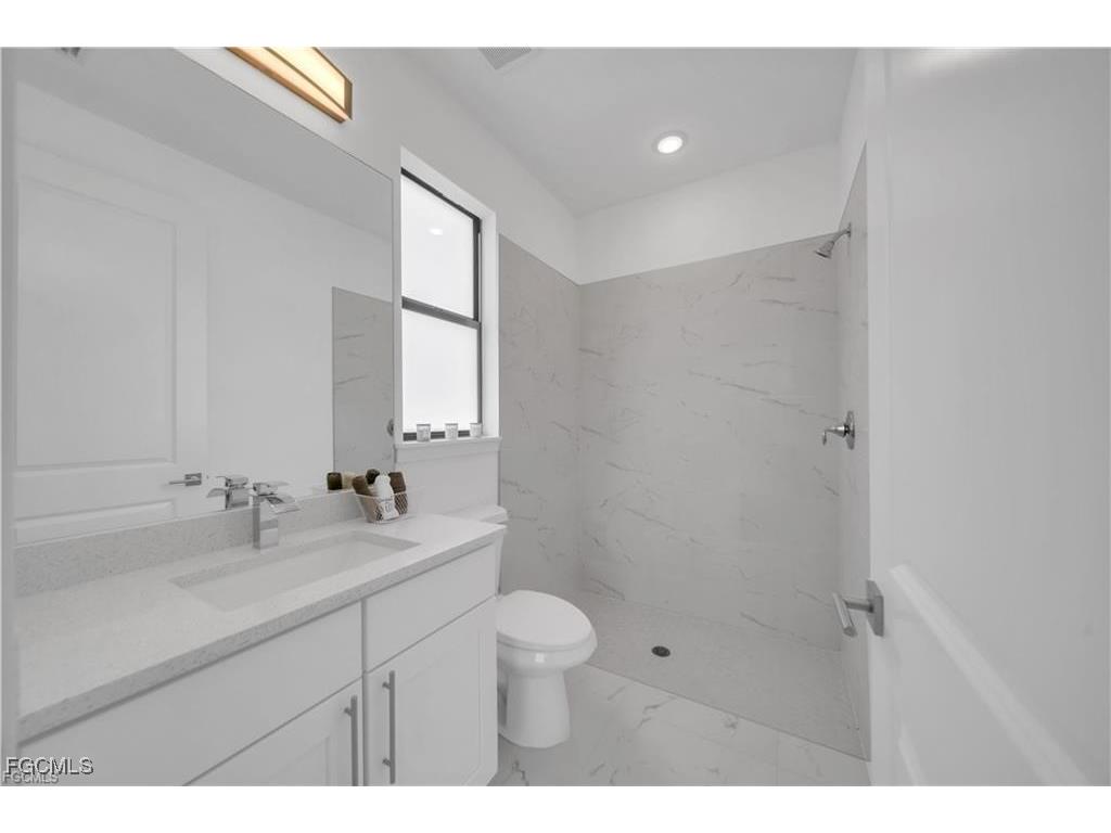 2416/2418 Xelda Avenue N Lehigh Acres FL 33971 2025019896 image25