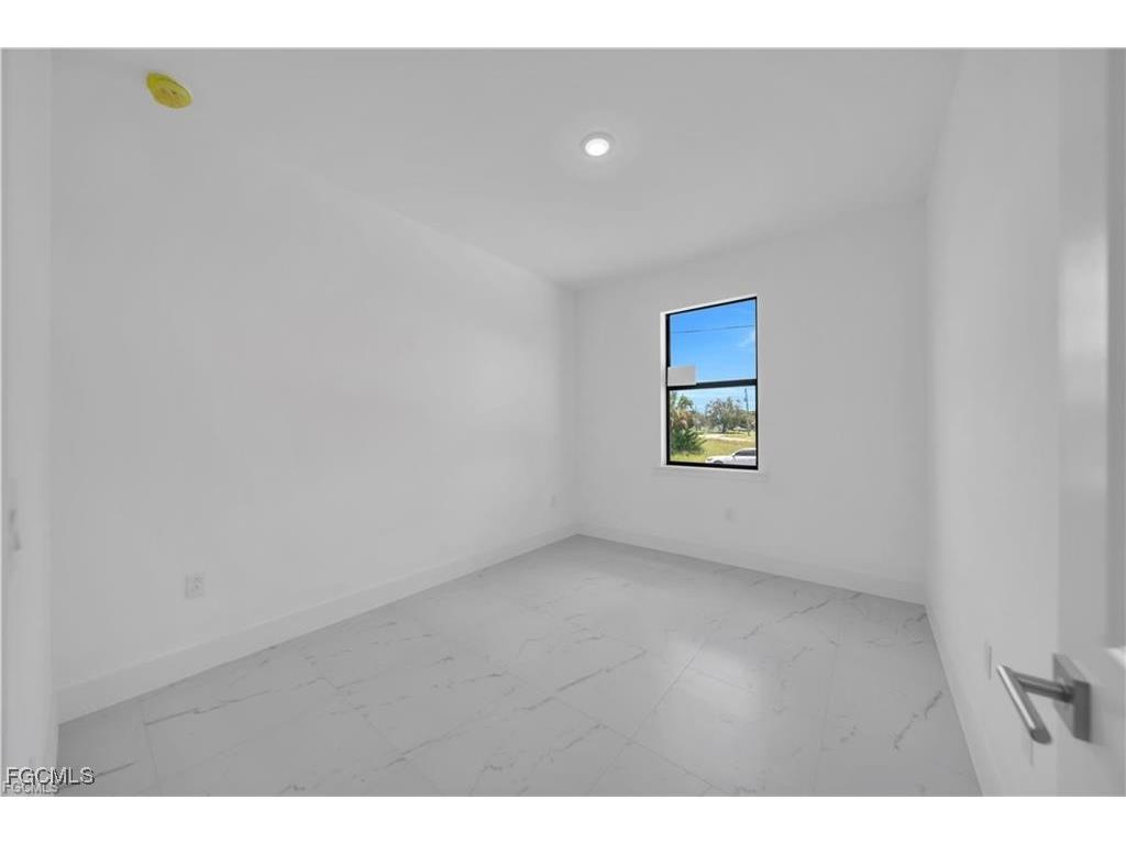 2416/2418 Xelda Avenue N Lehigh Acres FL 33971 2025019896 image31