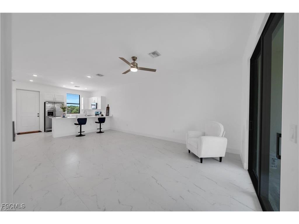 2416/2418 Xelda Avenue N Lehigh Acres FL 33971 2025019896 image4