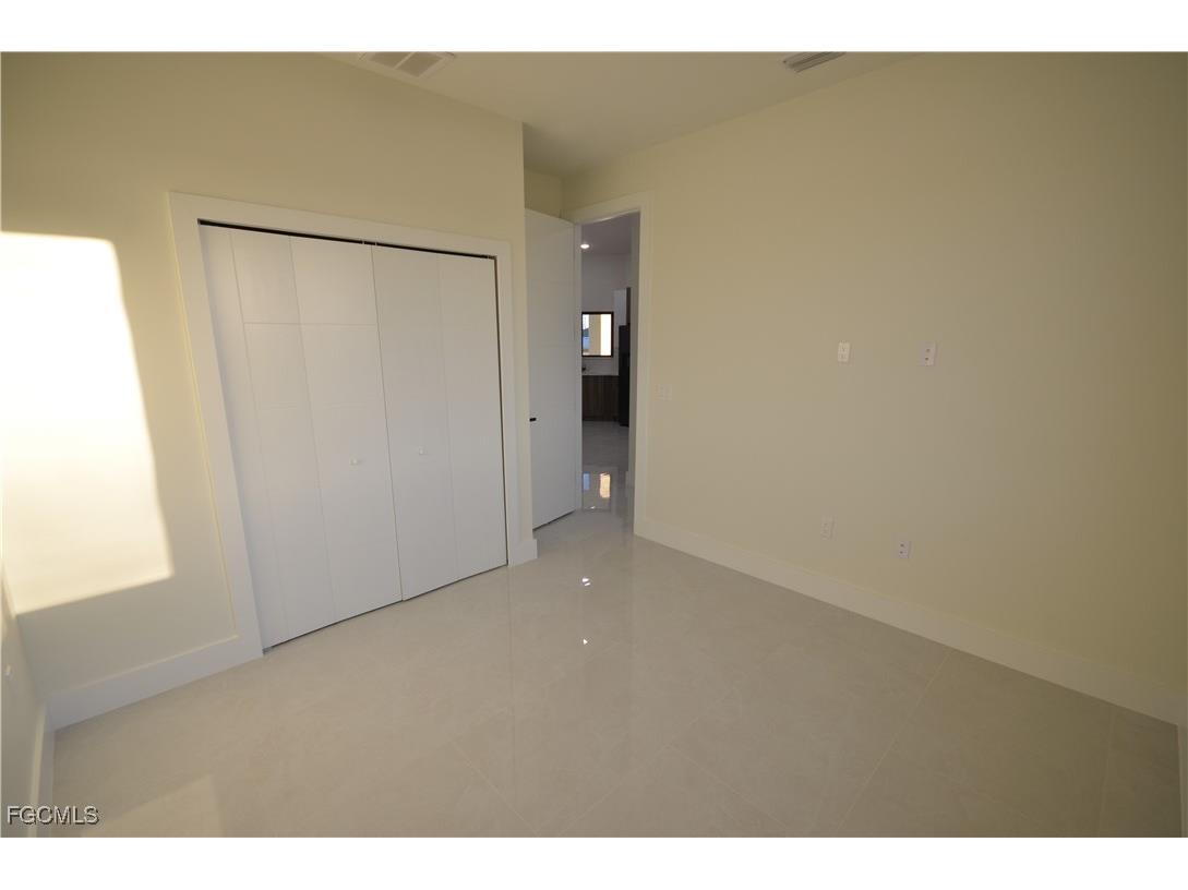 2416 Diplomat Parkway W Cape Coral FL 33993 2026001156 image26