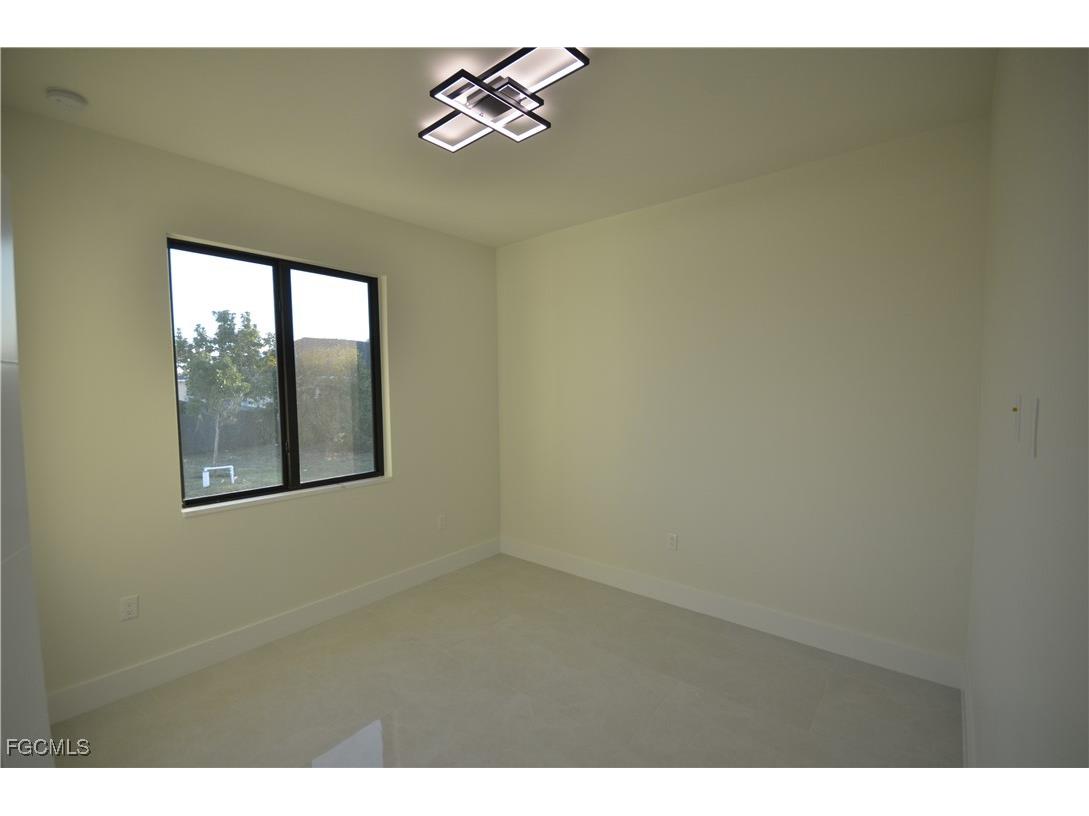 2416 Diplomat Parkway W Cape Coral FL 33993 2026001156 image30
