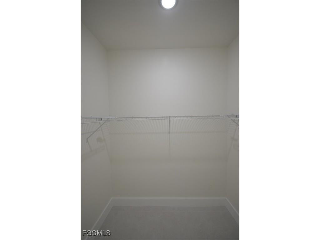 2416 Diplomat Parkway W Cape Coral FL 33993 2026001156 image35