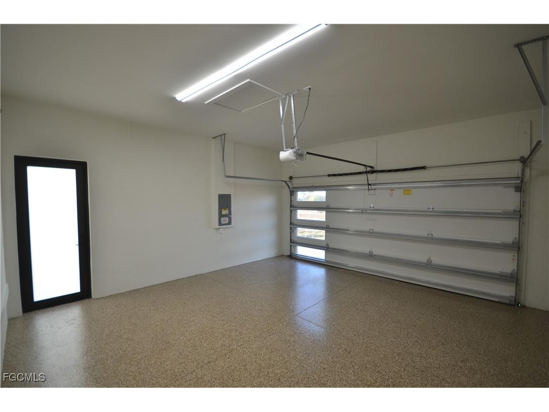 2416 Diplomat Parkway W Cape Coral FL 33993 2026001156 image50