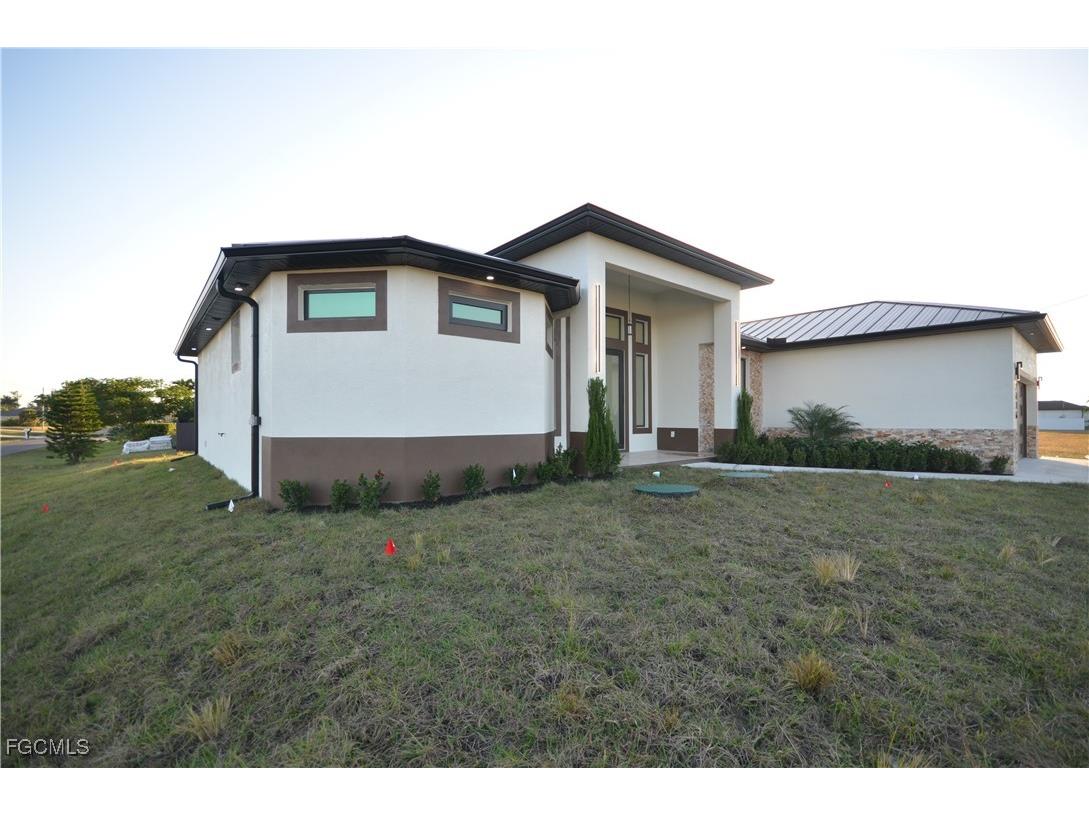 2416 Diplomat Parkway W Cape Coral FL 33993 2026001156 image8