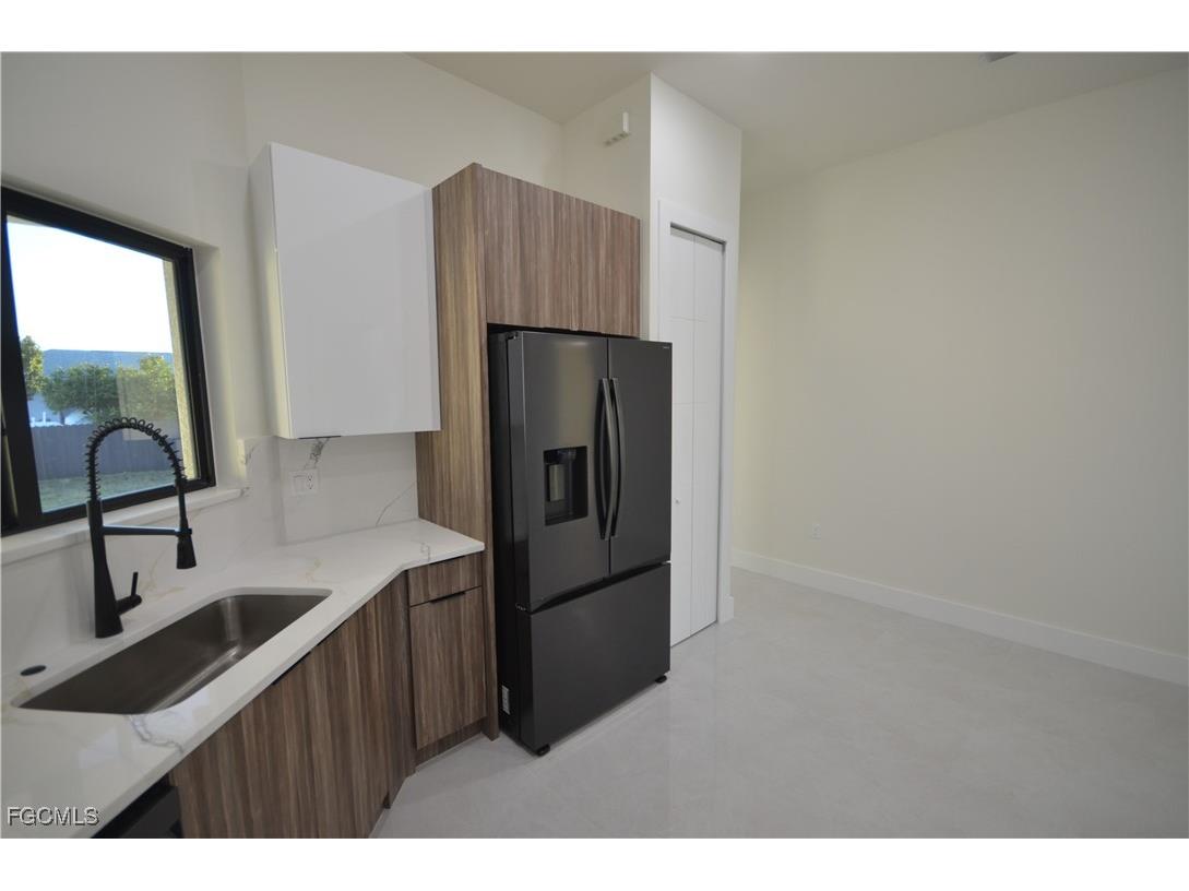2416 Diplomat Parkway W Cape Coral FL 33993 2026006533 image22