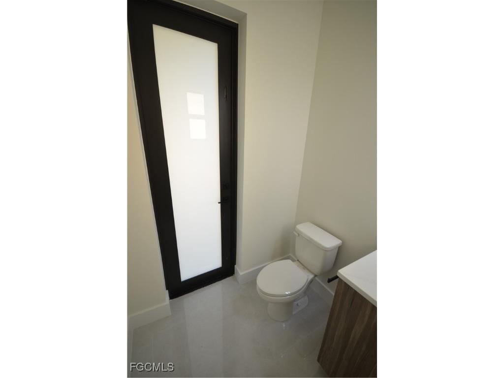 2416 Diplomat Parkway W Cape Coral FL 33993 2026006533 image24