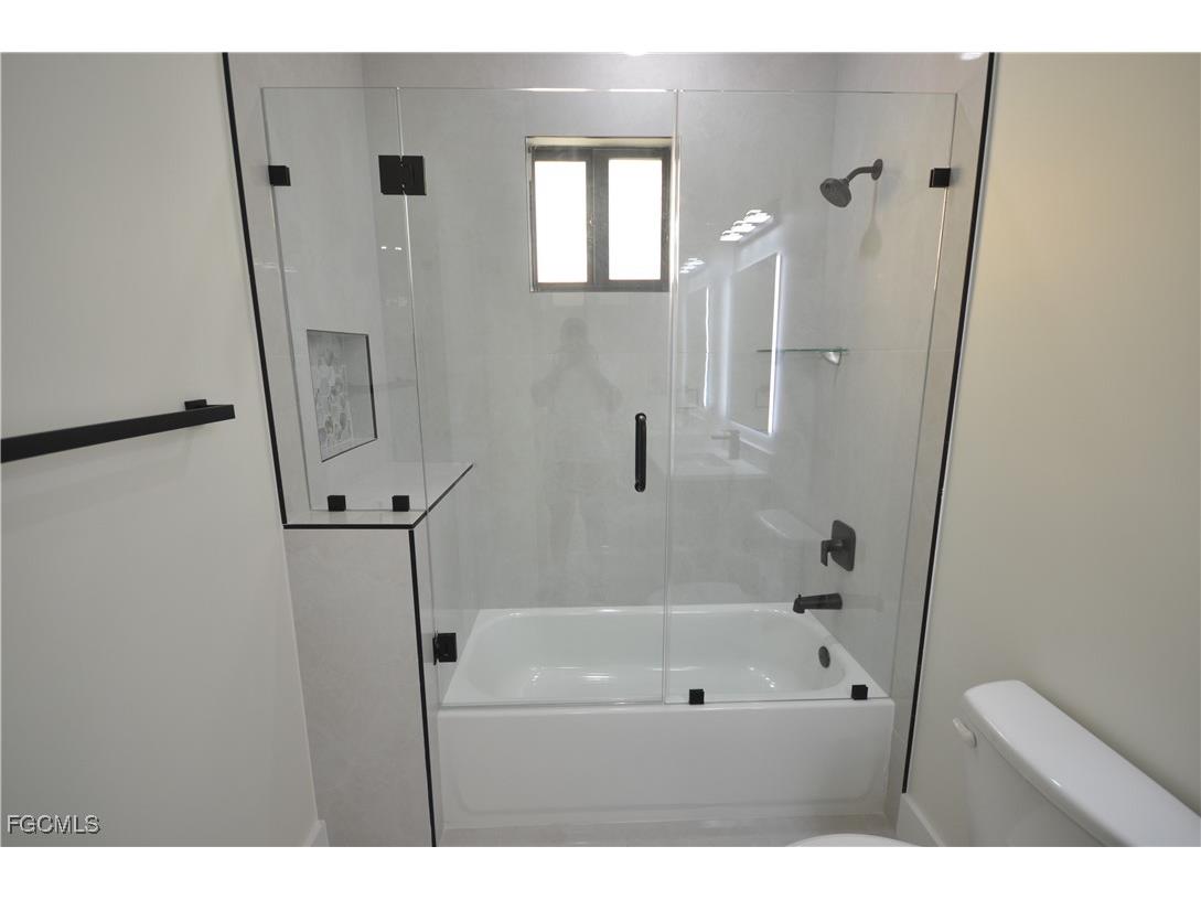 2416 Diplomat Parkway W Cape Coral FL 33993 2026006533 image28