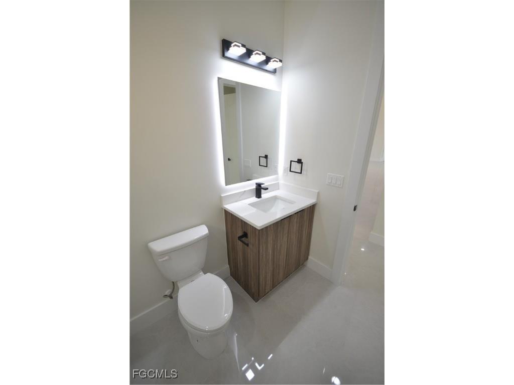 2416 Diplomat Parkway W Cape Coral FL 33993 2026006533 image29